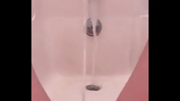 Fresh 18 yo pissing fountain in the bath new Movies