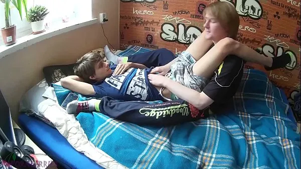 Fresh Two young friends doing gay acts that turned into a cumshot new Movies