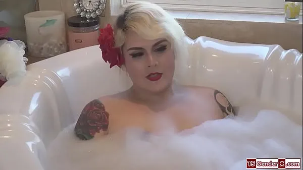 Trans stepmom Isabella Sorrenti anal fucks stepson Phim mới mới