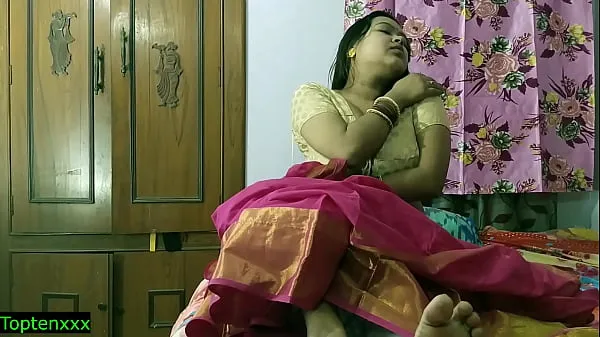 Fresh Indian sexy bhabhi getting hot for sex but who will fuck her? watch till the end new Movies